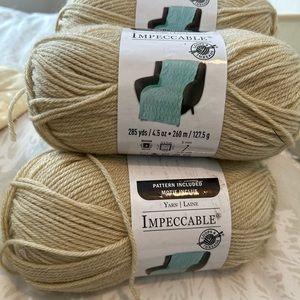 Impeccable loops threads. 4 pieces.